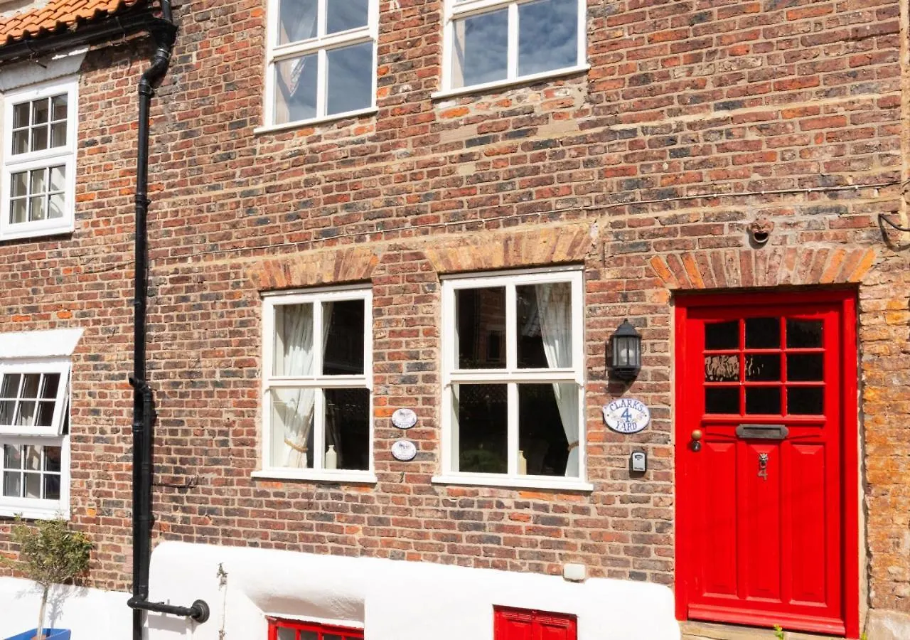 4 Clarks Yard Villa Whitby